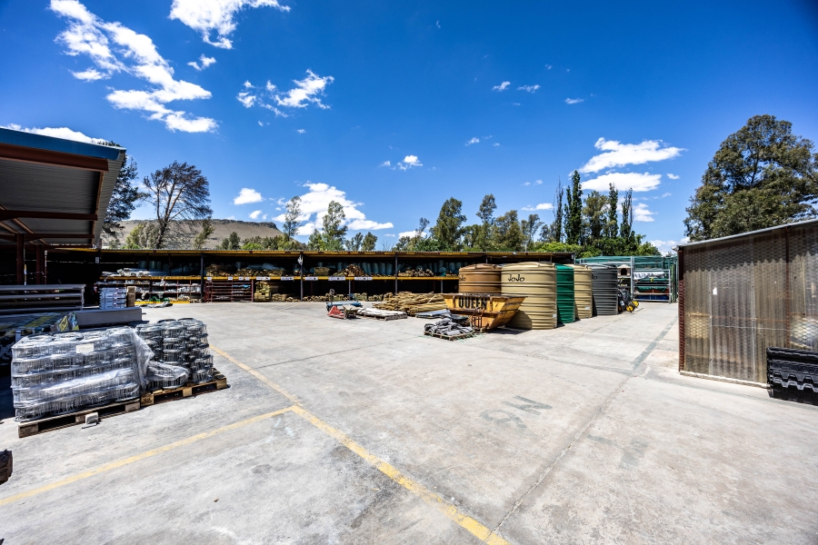 To Let commercial Property for Rent in Komani Park Eastern Cape